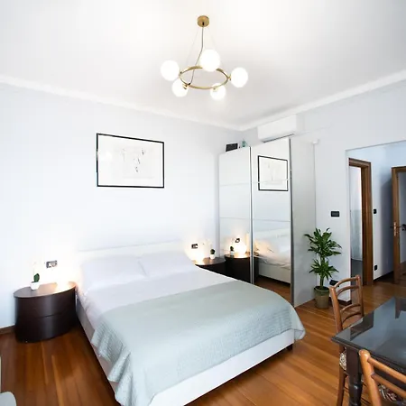 Appartement Rose In Florissa, Spotorno *